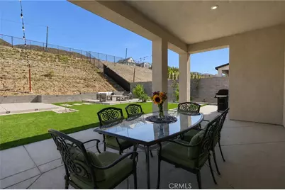 15890 Butterfly Drive, Fontana, CA 92336 - Photo 40