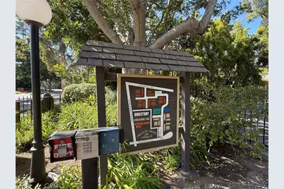 586 N Orange Grove, Pasadena, CA 91103 - Photo 44
