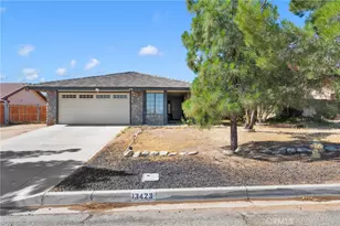 13423 Palm, Hesperia, CA 92344 - Photo 2