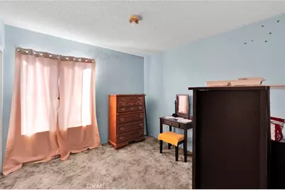 13423 Palm, Hesperia, CA 92344 - Photo 22