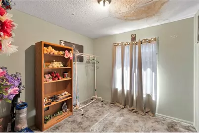 13423 Palm, Hesperia, CA 92344 - Photo 20