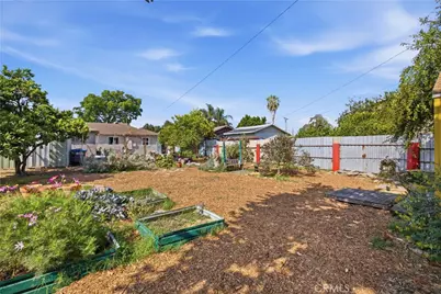 3227 Palm Ave., Lynwood, CA 90262 - Photo 6