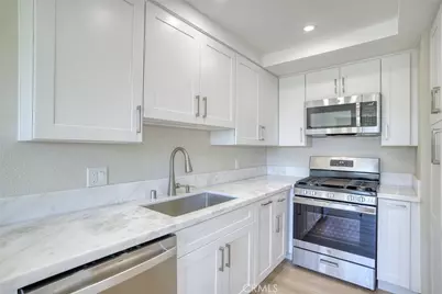 830 N Dalton #112, Azusa, CA 91702 - Photo 8