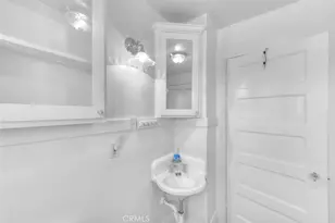 563 Claremont, Pomona, CA 91767 - Photo 28