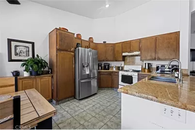 11928 Caballero, Fontana, CA 92337 - Photo 10
