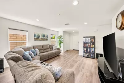 13759 Asprey St, Victorville, CA 92392 - Photo 12