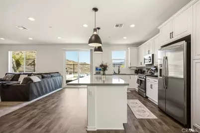 11767 Trailwood Court, Corona, CA 92883 - Photo 18