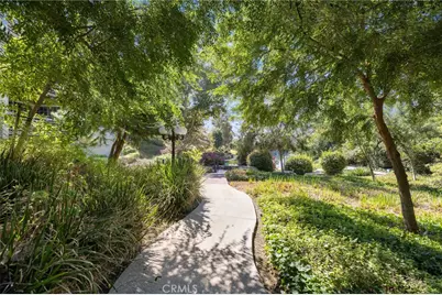 1083 Lakeview, Azusa, CA 91702 - Photo 32