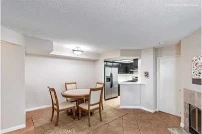 14610 Erwin #212, Van Nuys, CA 91411 - Photo 4