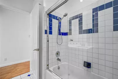 12005 Miranda, Valley Village, CA 91607 - Photo 18