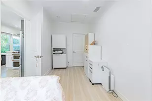 120 N Hobart Blvd, Los Angeles, CA 90004 - Photo 16