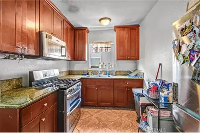 2043 City View, Los Angeles, CA 90033 - Photo 10