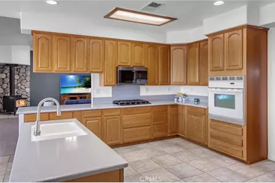 8727 Wintergreen, Pinon Hills, CA 92372 - Photo 16