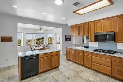 8727 Wintergreen, Pinon Hills, CA 92372 - Photo 20