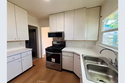 1616 Redcliff, Los Angeles, CA 90026 - Photo 12