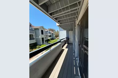 26964 Flo Ln #323, Canyon Country, CA 91351 - Photo 2