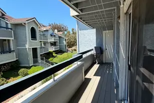 26964 Flo Ln, Canyon Country, CA 91351 - Photo 2