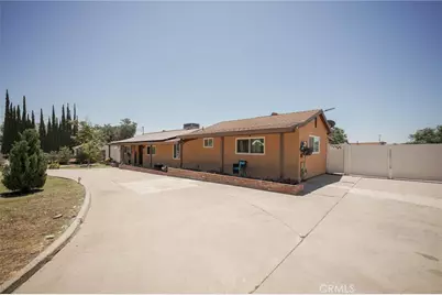 1591 W Persimmon, Rialto, CA 92377 - Photo 2