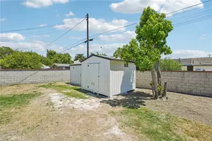 902 E Olive St, Pomona, CA 91766 - Photo 24