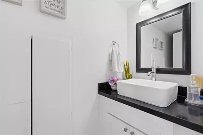 125 W South #218, Anaheim, CA 92805 - Photo 18