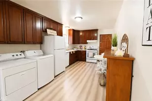 23013 Oak Ln, Crestline, CA 92325 - Photo 14