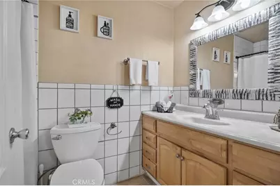 17231 Wabash Avenue, Fontana, CA 92336 - Photo 20