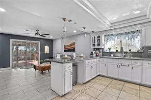 17231 Wabash Ave, Fontana, CA 92336 - Photo 6