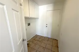 39858 Amberley Cir, Temecula, CA 92591 - Photo 10