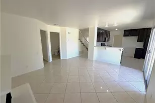 39858 Amberley Cir, Temecula, CA 92591 - Photo 8