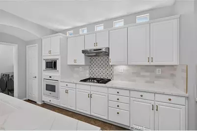 8202 Garden Gate, Chino, CA 91708 - Photo 14