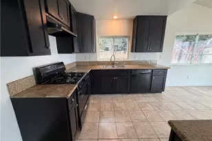 12561 Garber St, Pacoima, CA 91331 - Photo 8