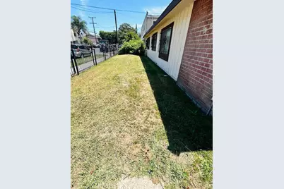 7304 Exeter Street #E, Paramount, CA 90723 - Photo 32