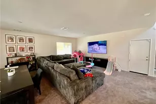12045 Firbrook St, Victorville, CA 92392 - Photo 8