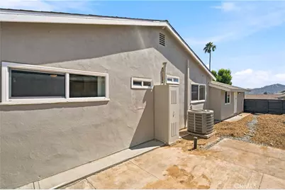 5945 Paramount Drive, Rubidoux, CA 92509 - Photo 38