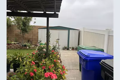 27631 Powell, Highland, CA 92346 - Photo 16