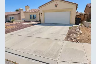 15993 Carmelia Drive, Victorville, CA 92394 - Photo 4