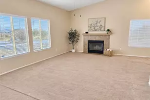 15993 Carmelia Dr, Victorville, CA 92394 - Photo 6