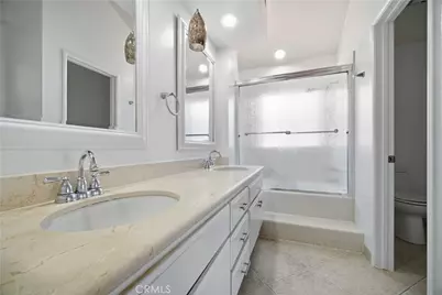 8 Magellan Aisle, Irvine, CA 92620 - Photo 16