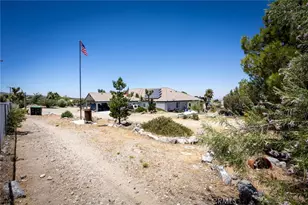 1220 Smoke Tree, Pinon Hills, CA 92372 - Photo 40