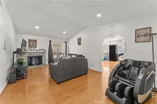 1028 W Woodcrest, Bloomington, CA 92316 - Photo 8