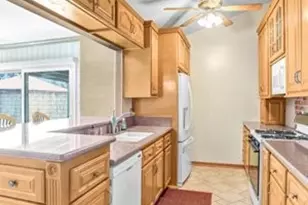 610 W Edith Ann Dr, Azusa, CA 91702 - Photo 8
