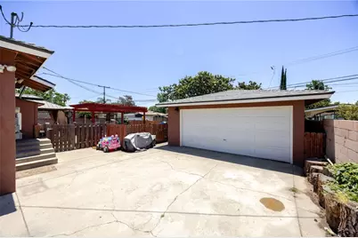 635 W H, Ontario, CA 91762 - Photo 32