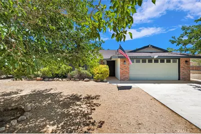 10055 Baker Rd, Lucerne Valley, CA 92356 - Photo 2
