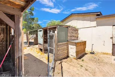 10055 Baker Rd, Lucerne Valley, CA 92356 - Photo 20