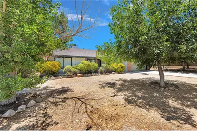 10055 Baker Rd, Lucerne Valley, CA 92356 - Photo 44