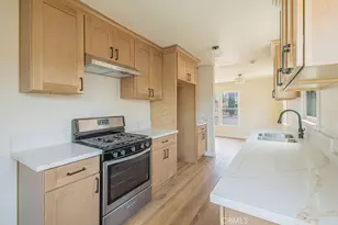 2946 N Sierra Way, San Bernardino, CA 92405 - Photo 8