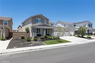 2388 Crater, Rialto, CA 92377 - Photo 4