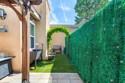1182 Mountain Gate, Upland, CA 91786 - Photo 20