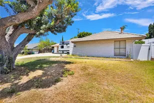 981 Serfas Club, Corona, CA 92882 - Photo 4
