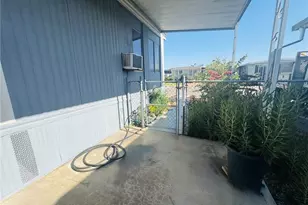46 Roud Table Dr, Riverside, CA 92507 - Photo 20